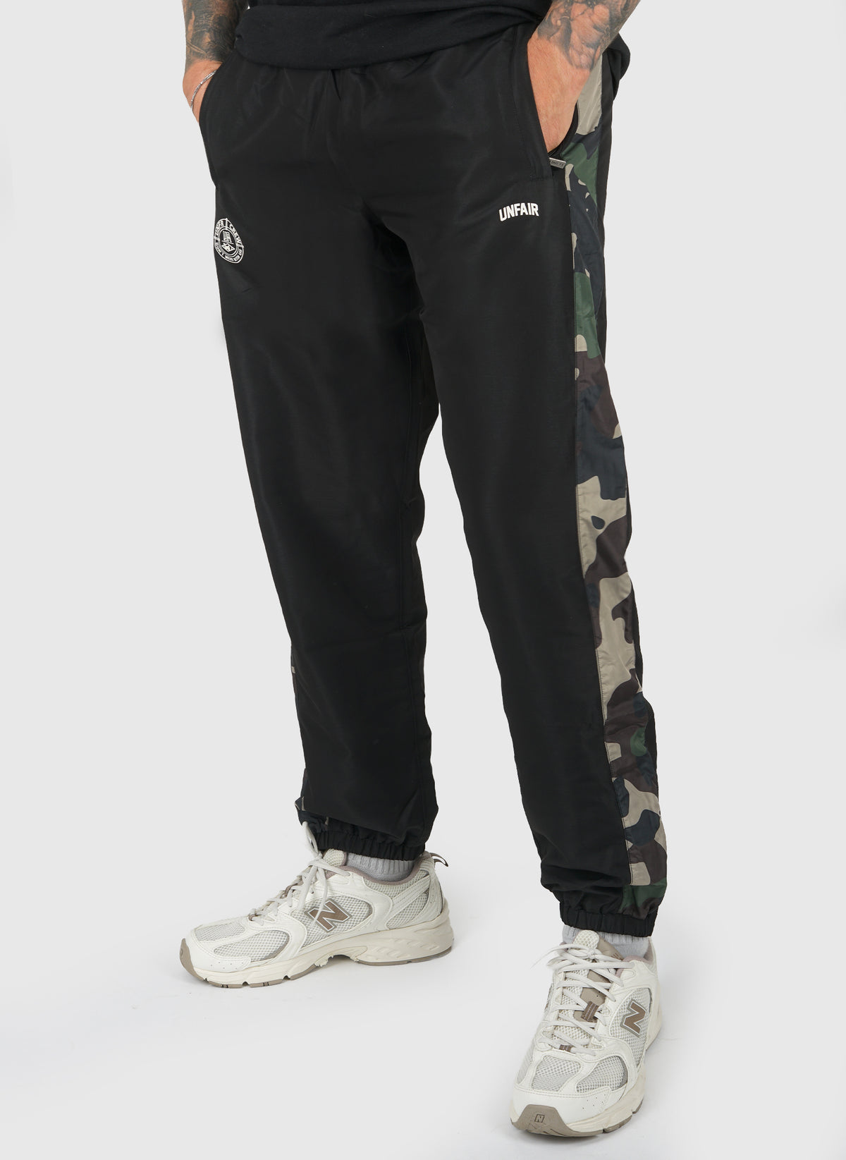 Disruptiv Camo Trackpants - Camo
