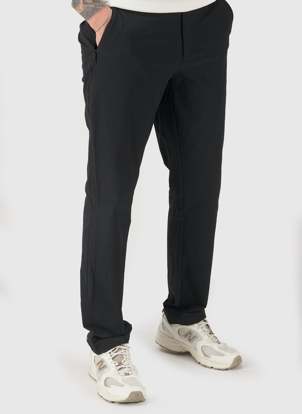 Essential Hike AY Pant - Black