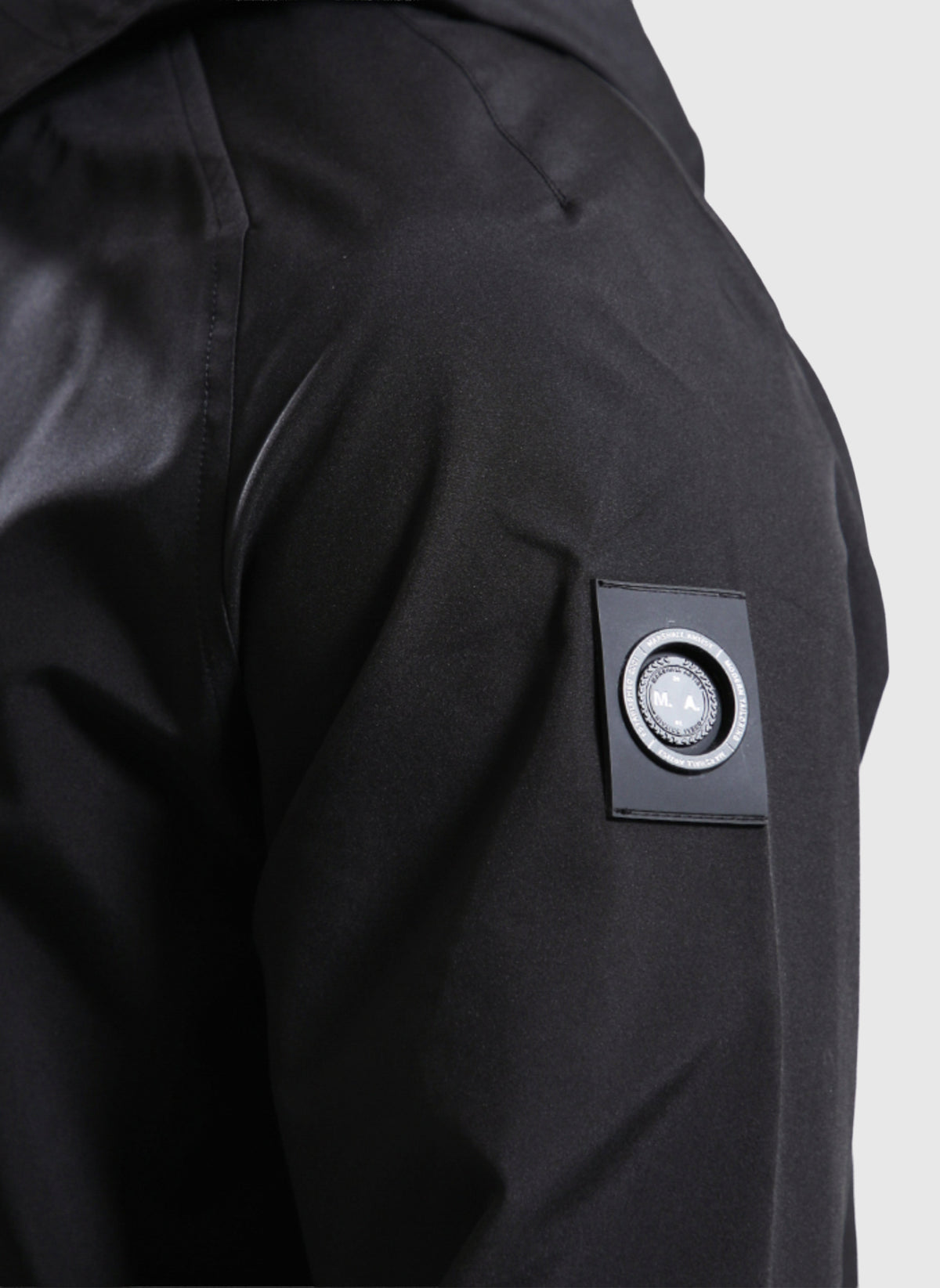 Brunswick Trench - Black