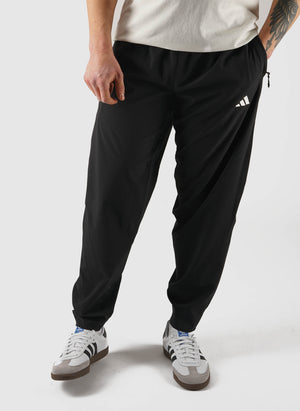Train Essentials Woven Trackpants - Black/White