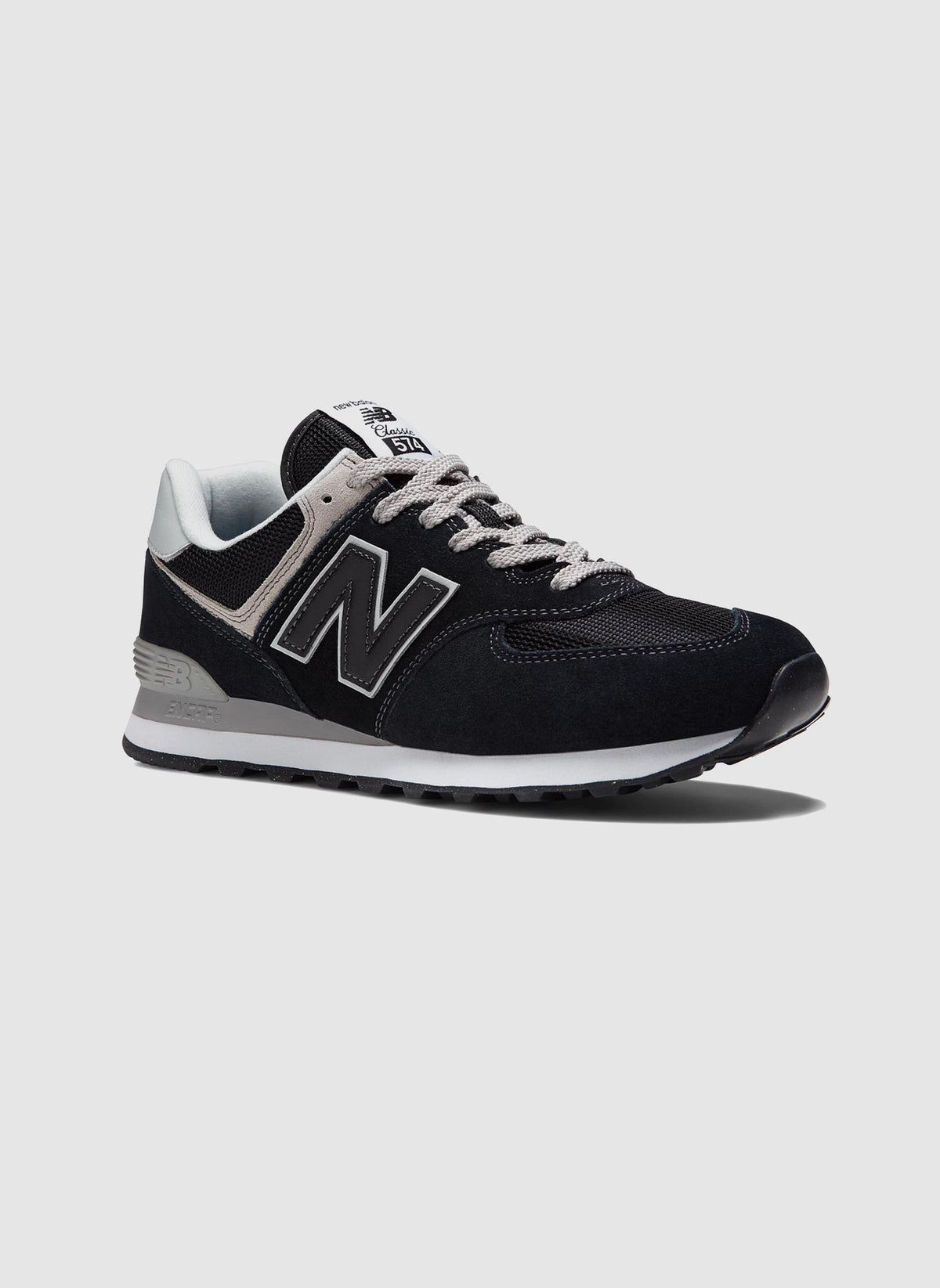 ML574 - Black/White